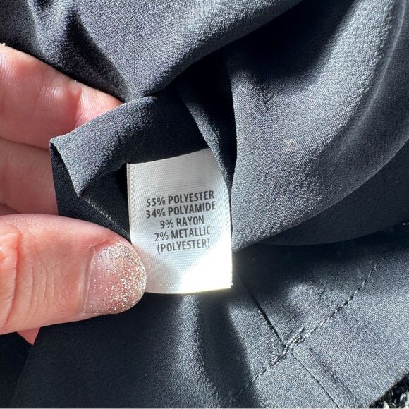 St. John Couture Black Silver Metallic Plaid Tweed Ruffle Bell Sleeve Size 14 - Picture 7 of 7